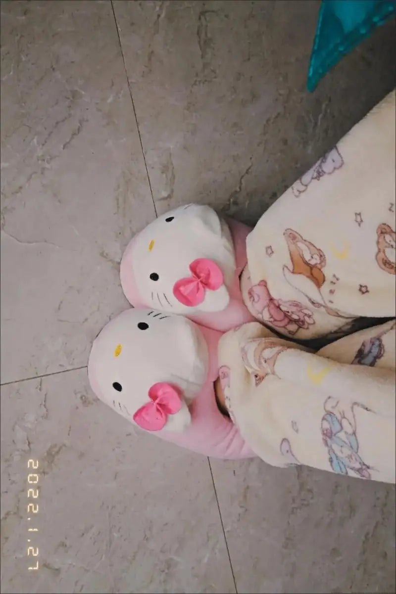 Sanrioed Y2K Hello Kitty Big Head Plush Slippers Winter Cartoon Cotton Shoes Plush Shoes Student Dormitory Bag Feet Cotton Shoes