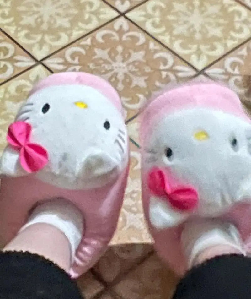 Sanrioed Y2K Hello Kitty Big Head Plush Slippers Winter Cartoon Cotton Shoes Plush Shoes Student Dormitory Bag Feet Cotton Shoes