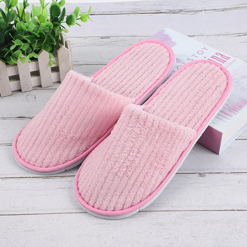 Sanrioed Y2K Hello Kitty Big Head Plush Slippers Winter Cartoon Cotton Shoes Plush Shoes Student Dormitory Bag Feet Cotton Shoes